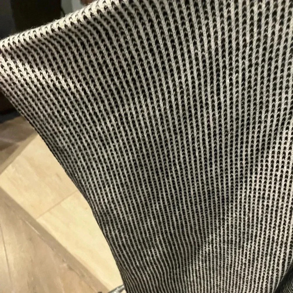 Loft Poncho - M/L - Picture 4 of 7